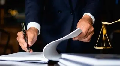 اعتراض وکلای بازیگر مشهور به قرار موقت
