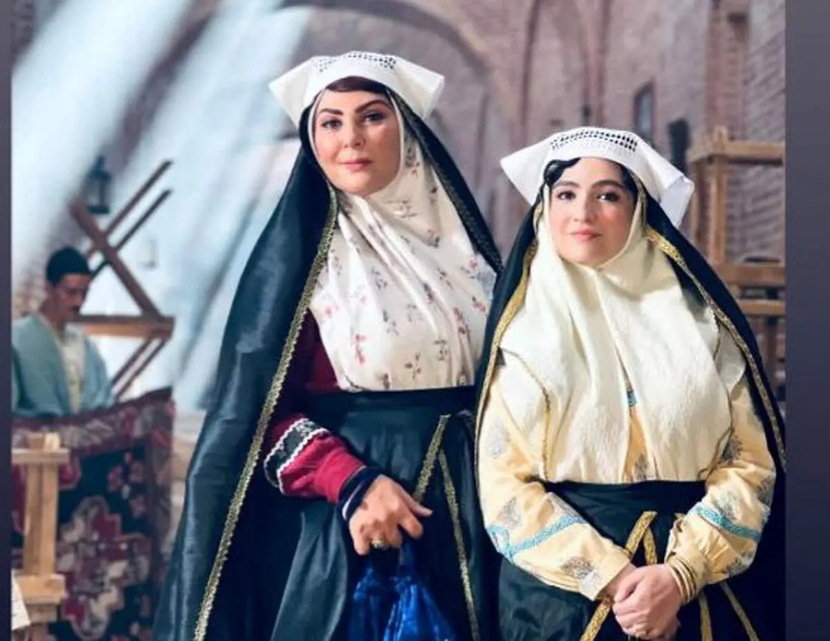 لاله اسکندری و گلاره عباسی در پشت صحنه سریال بامداد خمار+ عکس