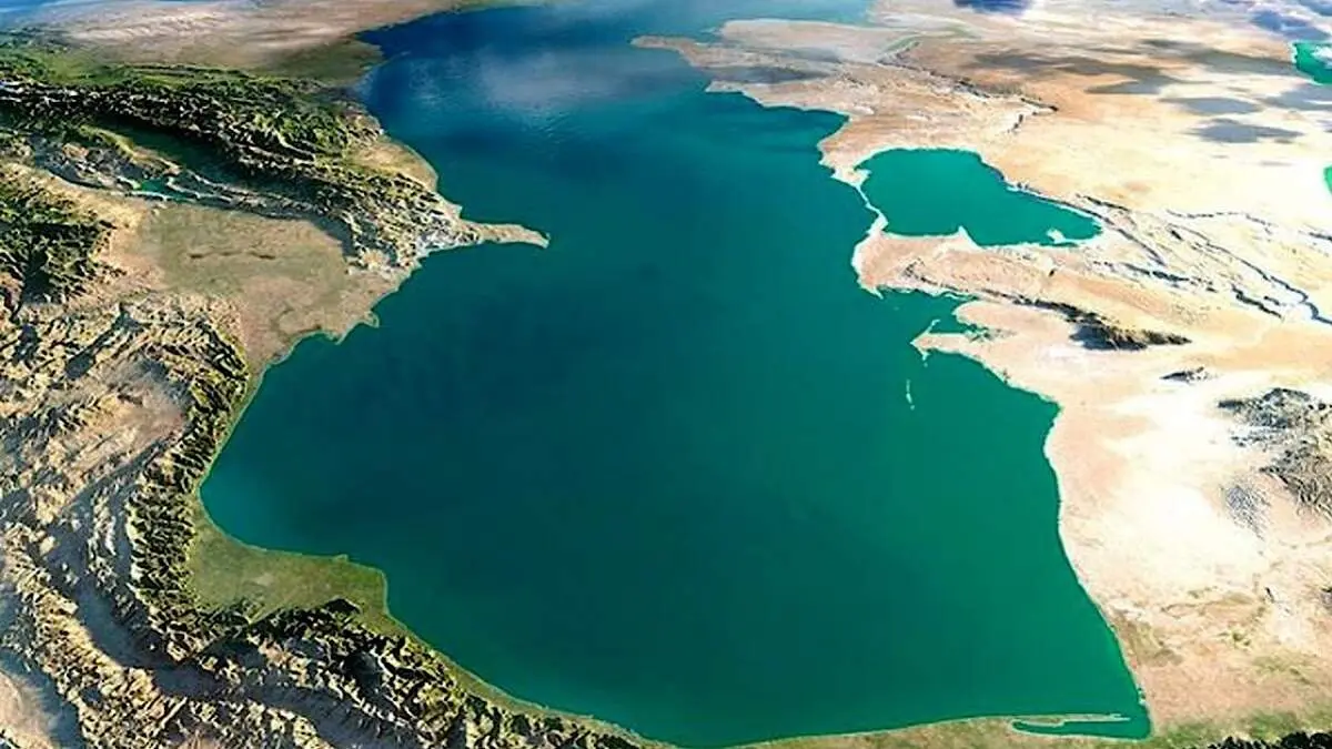قرمز شدن عجیب دریای عمان + فیلم