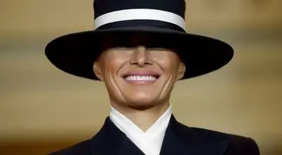 عکس‌های جدید زن ترامپ و بابانوئل خبرساز شد!+عکس
